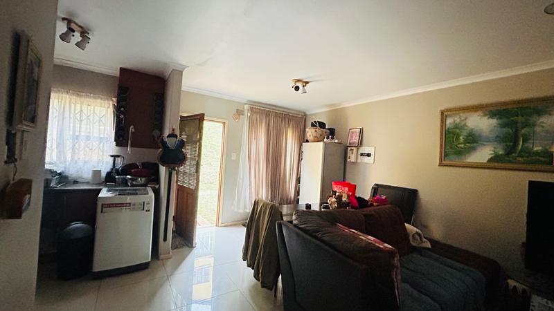 2 Bedroom Property for Sale in Fairview Western Cape